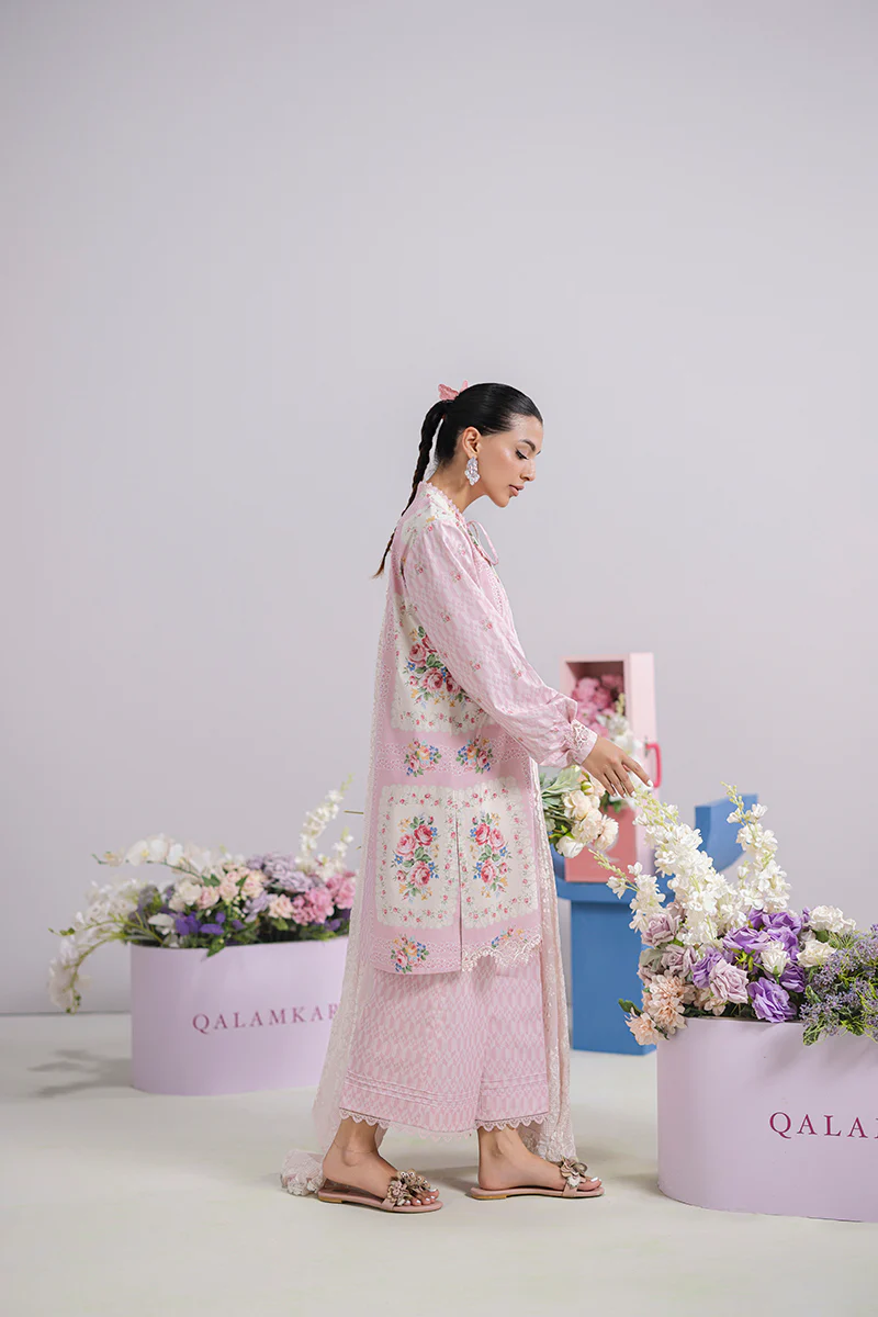 Em-02 Kira - Image 4