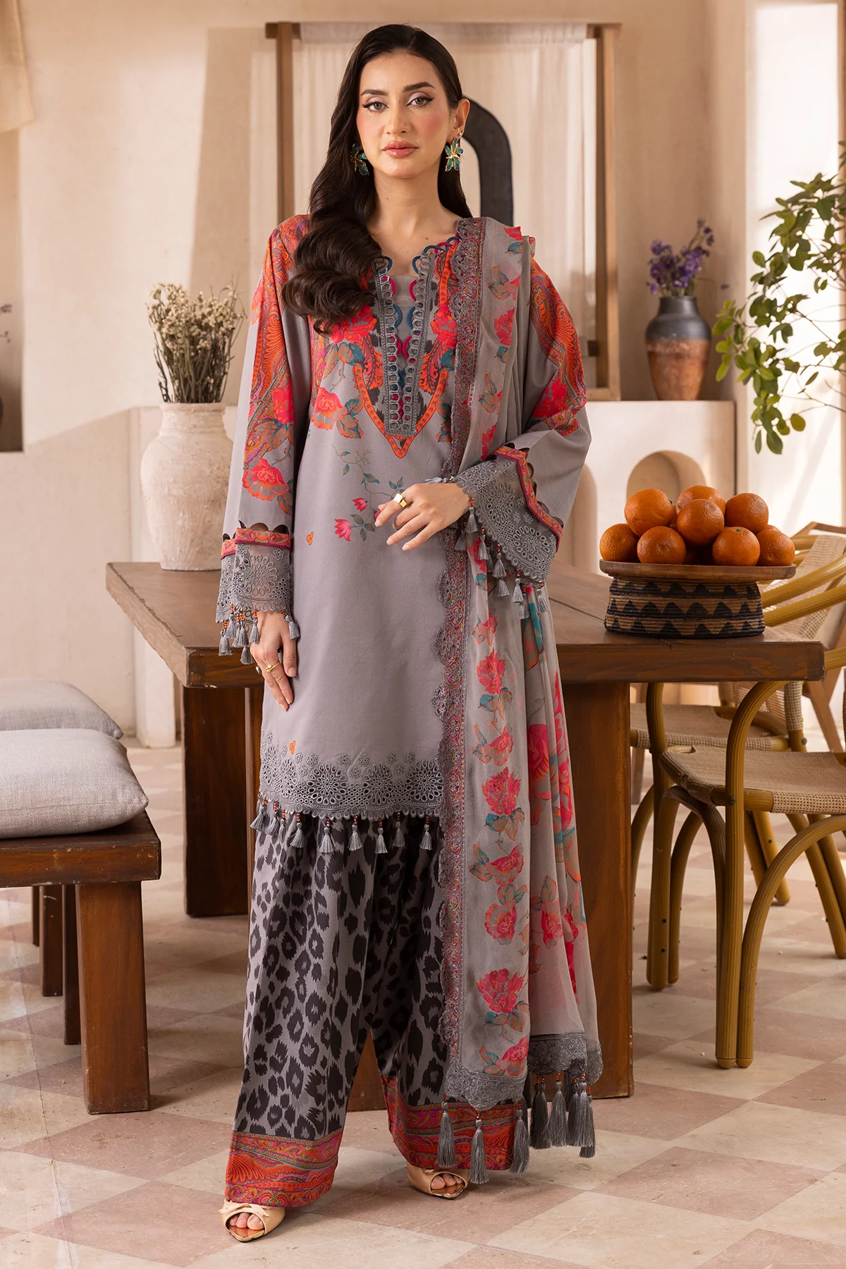 3-Pc Unstitched Embroidered Lawn Collection Cb5-04